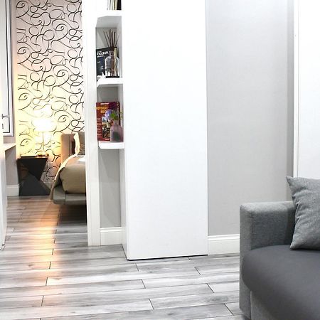Domus Tacito Luxury Bed & Breakfast โรม ภายนอก รูปภาพ