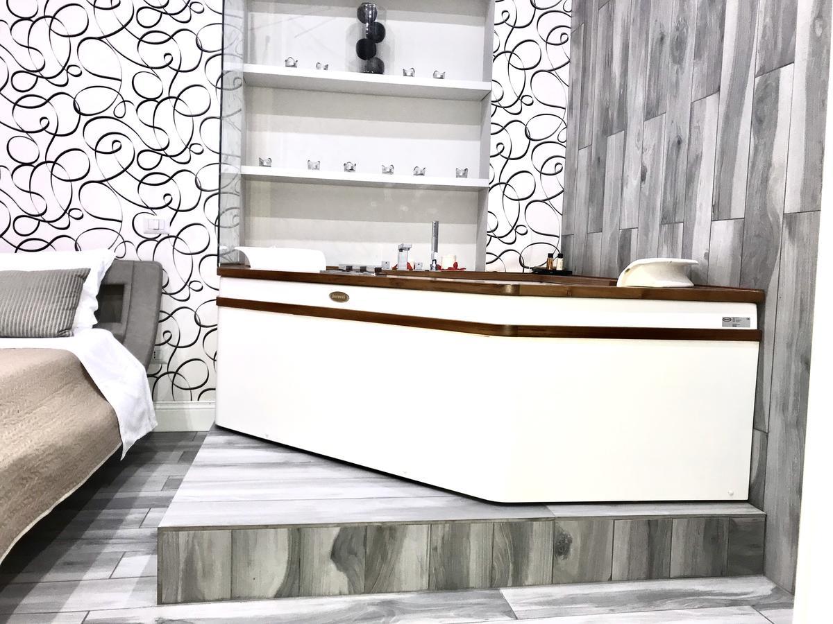 Domus Tacito Luxury Bed & Breakfast โรม ภายนอก รูปภาพ