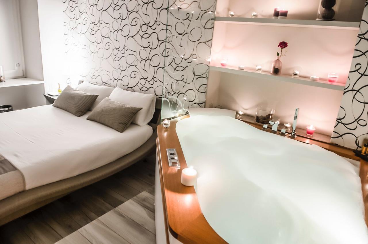 Domus Tacito Luxury Bed & Breakfast โรม ภายนอก รูปภาพ